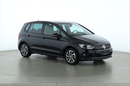 volkswagen-golf-sportsvan