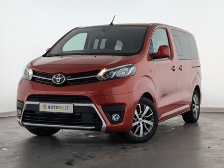 toyota-proace