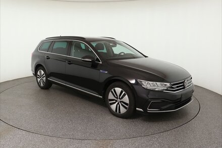 volkswagen-passat-variant